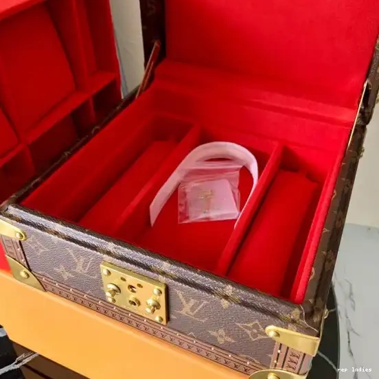Cheap VUITTON BOX LOUIS JEWELRY 0609